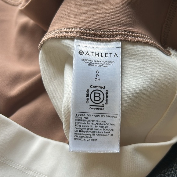 Athleta Venice Block Sweatshirt Shirt Beige Crop Funnel Neck Wicking UPF Sz S - Picture 8 of 10